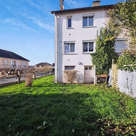 Maison Avec Jardin & Garage, 2 Chambres, 6 Personnes Holiday home